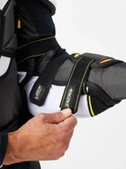 Coudières CCM Super Tacks AS1 Senior 16 Coudières CCM Super Tacks AS1 Senior -Hockey Sur Glace Boutique pdtimg 4472748b